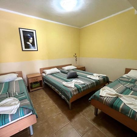 Apartments Brnjada Sutomore Kamer foto