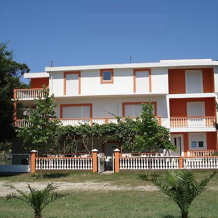 Apartments Brnjada Sutomore Buitenkant foto