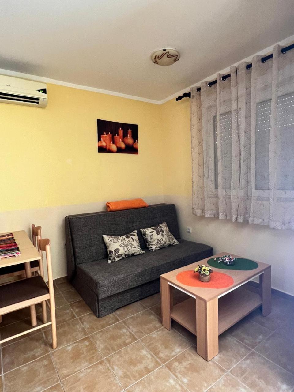 Apartments Brnjada Sutomore Kamer foto