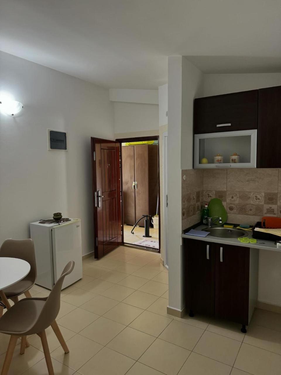 Apartments Brnjada Sutomore Kamer foto